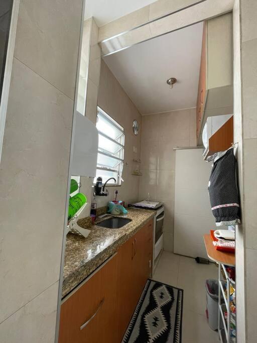 Amplo Privado Em Casa Compartilhada - Copacabana A 500m Da